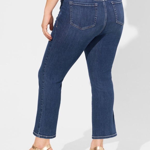 Crop Sky High Boot Super Soft High-Rise Jean - NWT - Sz 14 - Picture 3 of 3